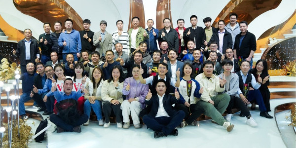 億起向未來，能量無限