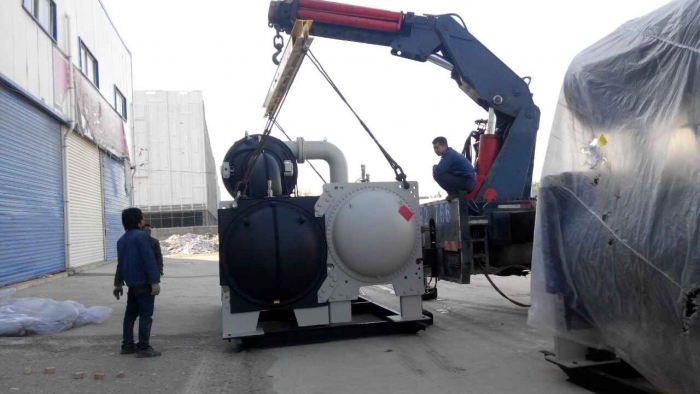 制冷設備在搬運及安裝過程