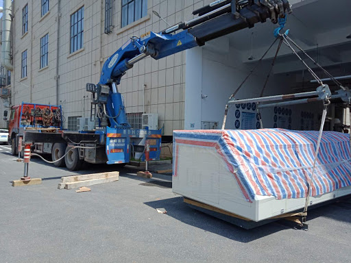 工廠設(shè)備搬運(yùn)吊裝穩(wěn)定性差會(huì)有哪些后果 工廠設(shè)備搬運(yùn)吊裝穩(wěn)定性差會(huì)有哪些后果